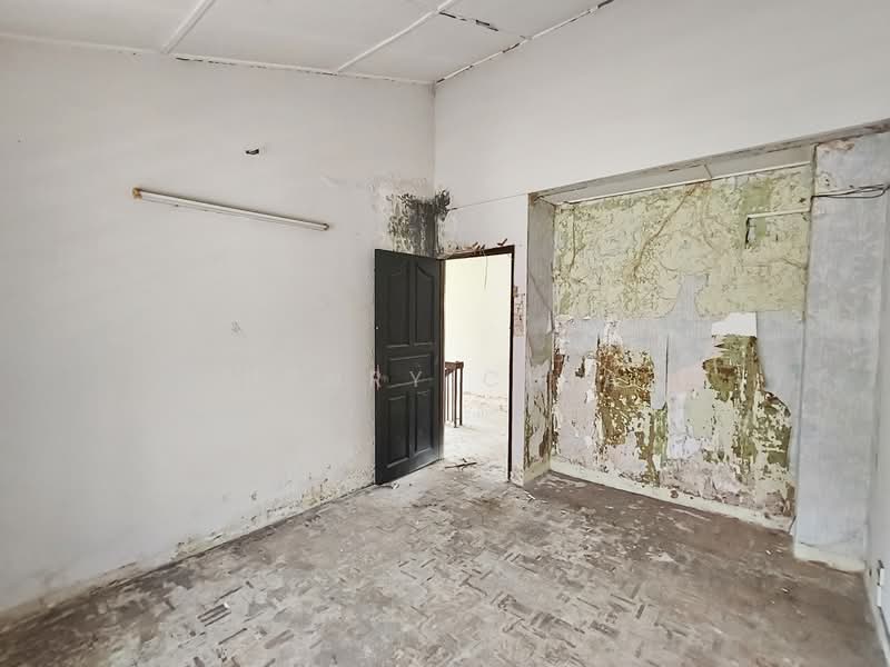 2-storey Terraced House for Sale in Taman Billion (Kuala Lumpur) - Henry Chia - Interior - PropertyGuru.com.my