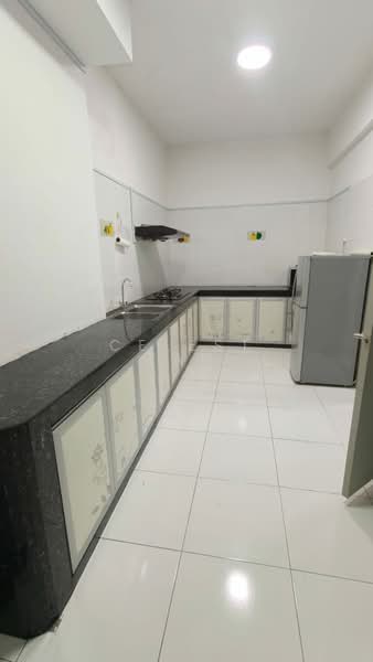 Service Residence for Sale at The Sky Executive Suites - Celest Tan - Kitchen - PropertyGuru.com.my