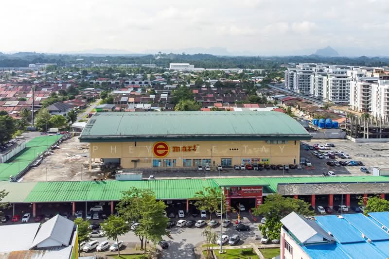 2-storey Terraced House for Sale in Segedup (Kuching) - Phey Tze Tay - Exterior - PropertyGuru.com.my