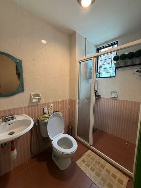 2-storey Terraced House for Sale in Bandar Bukit Tinggi (Klang) - Stephanie Yap - Bathroom - PropertyGuru.com.my