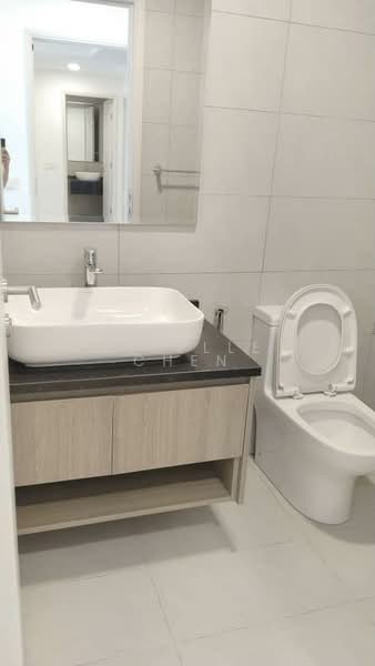 Servis Apartment untuk Disewa di The Atrium - Gizelle Chen - Bathroom - PropertyGuru.com.my