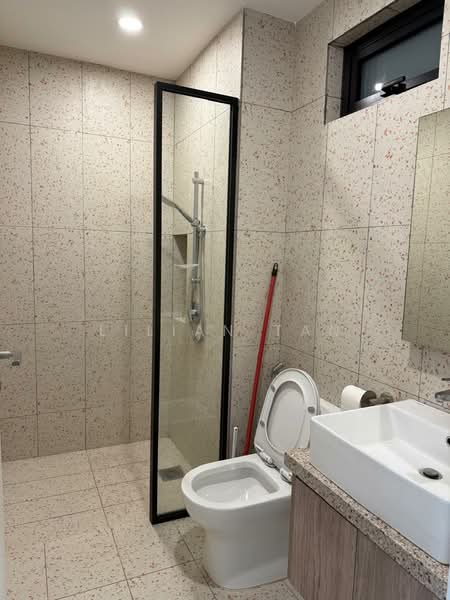 Service Residence for Rent at The Rosewoodz @ Bukit Jalil - Lilian Tan - Bathroom - PropertyGuru.com.my