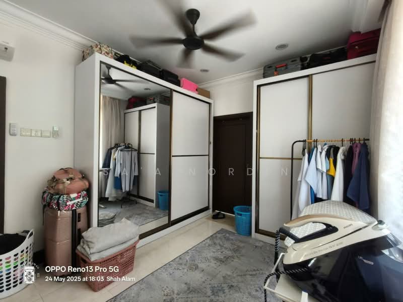 Bungalow for Sale in Bukit Jelutong (Shah Alam) - Sa'a Nordin - Bedroom - PropertyGuru.com.my