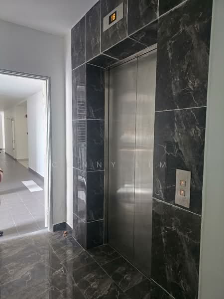 Service Residence for Sale at D'Summit Residences - Conny Lim - Private Lift - PropertyGuru.com.my