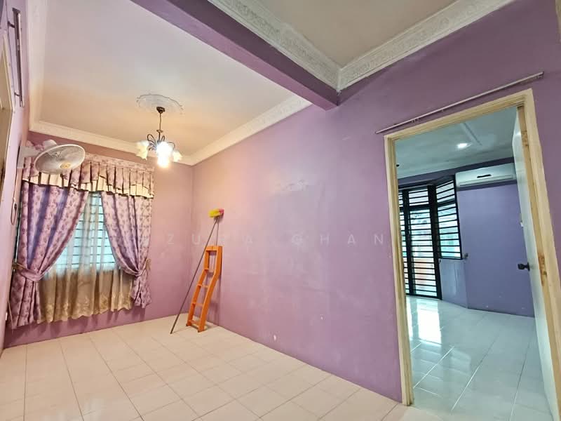 Rumah Teres 2 Tingkat untuk Dijual di Sungai Petani (Kedah) - Azura Ghani - Living Room - PropertyGuru.com.my