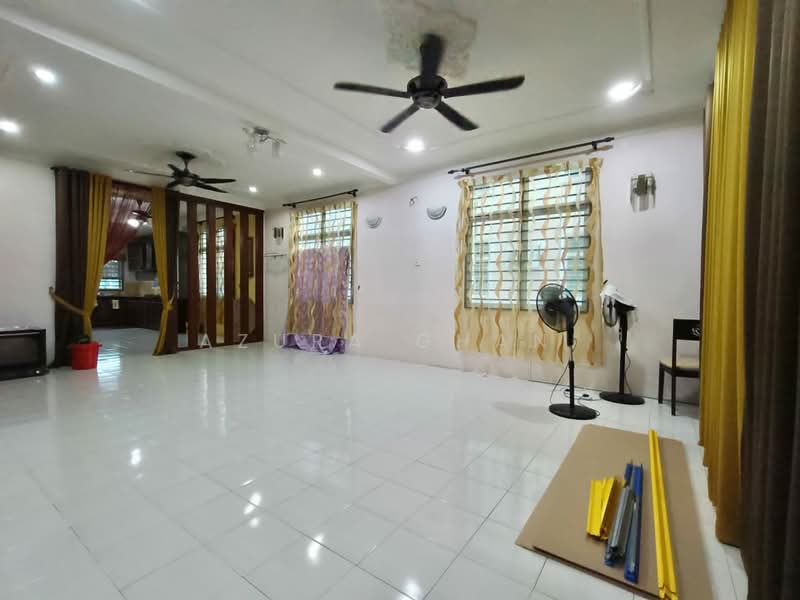 Rumah Teres 2 Tingkat untuk Dijual di Sungai Petani (Kedah) - Azura Ghani - Living Room - PropertyGuru.com.my