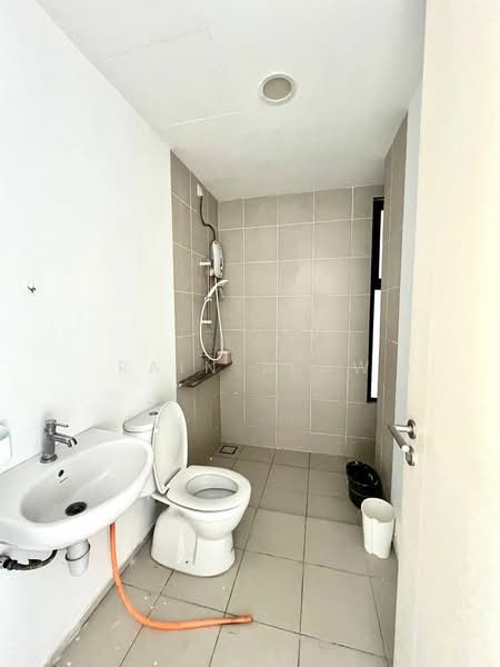 Condominium for Sale at Windows on The Park - Rain Leow - Bathroom - PropertyGuru.com.my