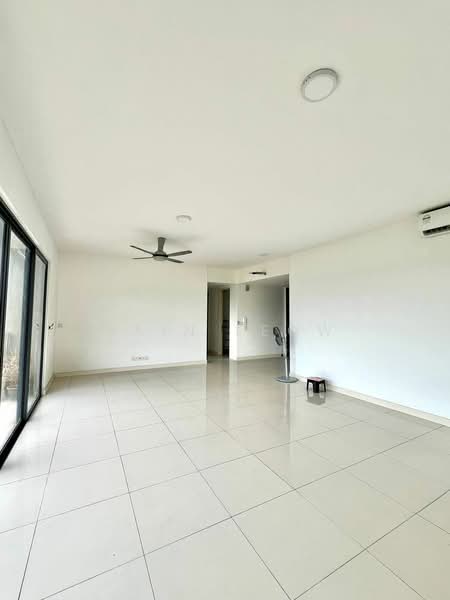 Condominium for Sale at Windows on The Park - Rain Leow - Living Room - PropertyGuru.com.my