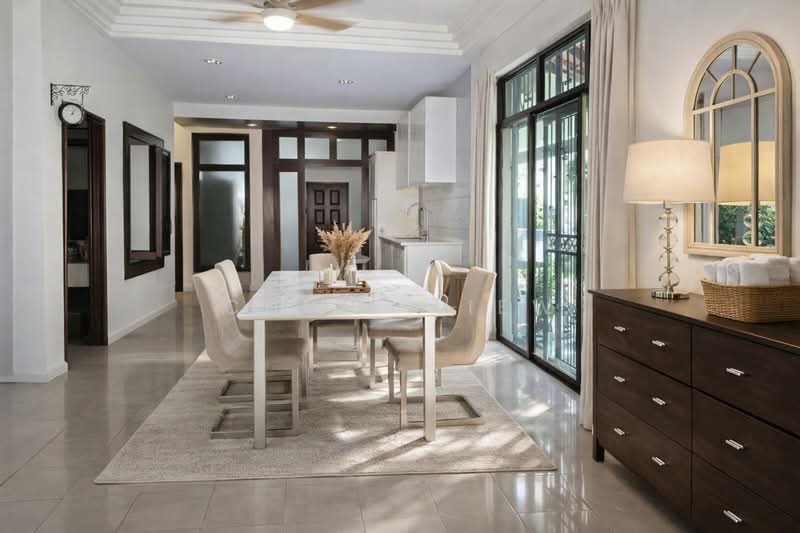 Semi-Detached House for Sale in Taman Impian Emas (Skudai) - Chris Liew - Dining Room - PropertyGuru.com.my