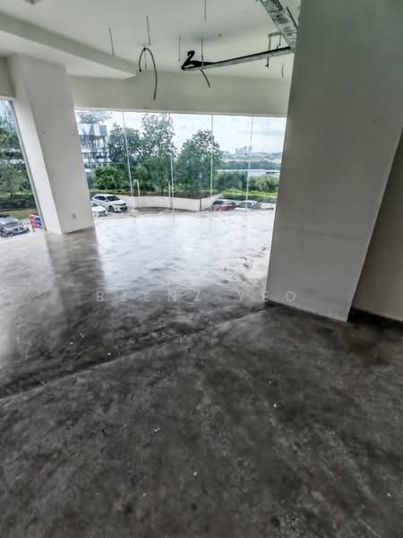For Sale - Savanna Lifestyle Shops Southville City