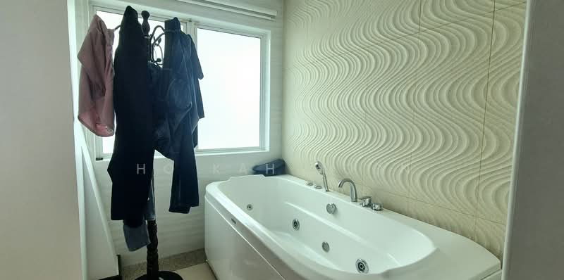 3-storey Terraced House for Sale in Bandar Teknologi Kajang (Kajang) - Ho Kah Moon - Bathroom - PropertyGuru.com.my