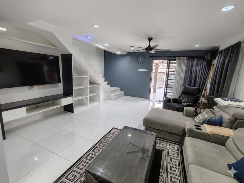 2-storey Terraced House for Sale in Ipoh (Perak) - Jackson Khiew Khiew - Living Room - PropertyGuru.com.my