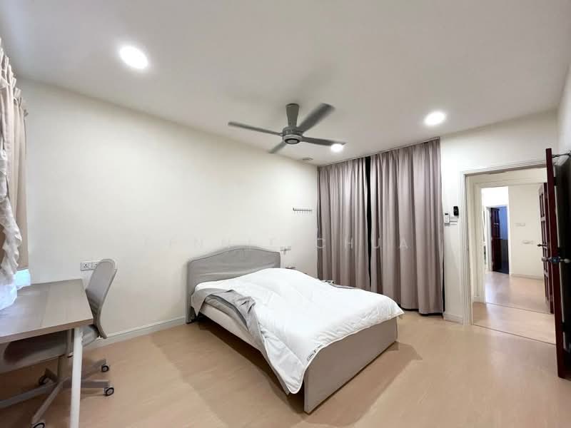 2-storey Terraced House for Sale in Taman Pelangi (Johor Bahru) - Fennie Chua - Bedroom - PropertyGuru.com.my