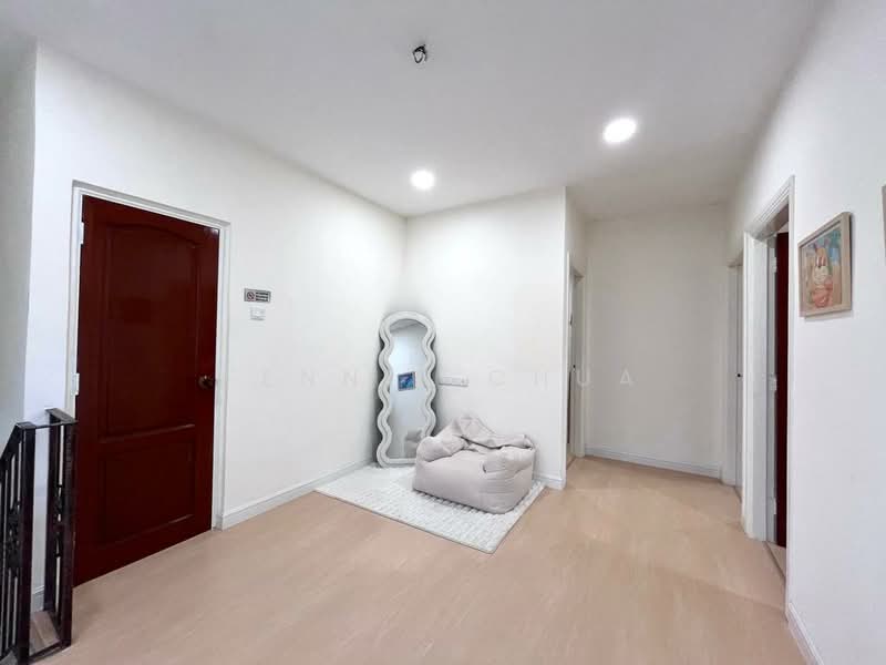 2-storey Terraced House for Sale in Taman Pelangi (Johor Bahru) - Fennie Chua - Corridor - PropertyGuru.com.my