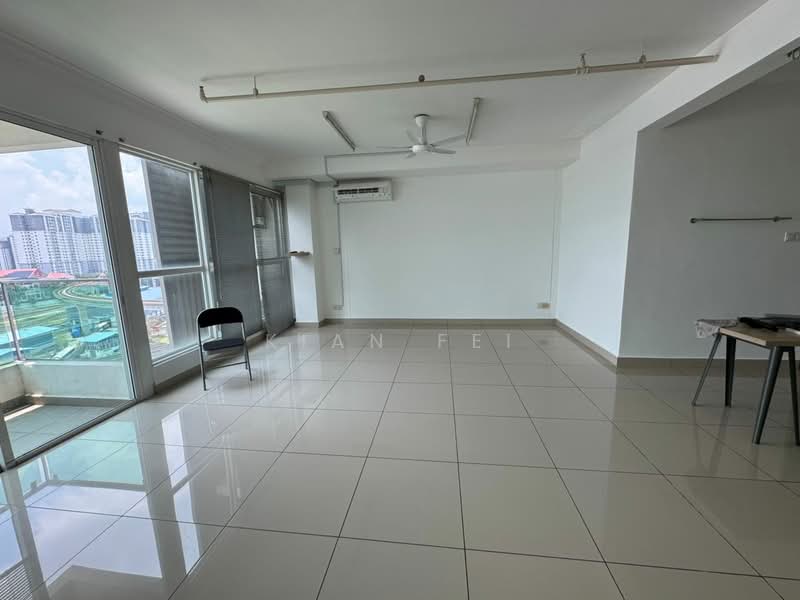 Servis Apartment untuk Disewa di Pacific Place - Kian Fei - Balcony - PropertyGuru.com.my