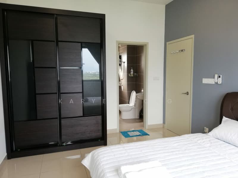 Kondominium untuk Disewa di Skyvilla @ D'Island - Karyen Kong - Bedroom - PropertyGuru.com.my