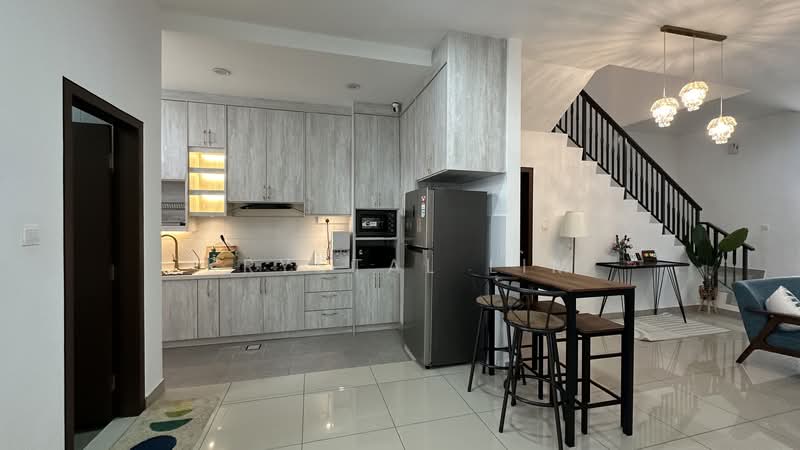 2-storey Terraced House for Rent in Setia Safiro (Cyberjaya) - Krystal Lim - Kitchen - PropertyGuru.com.my