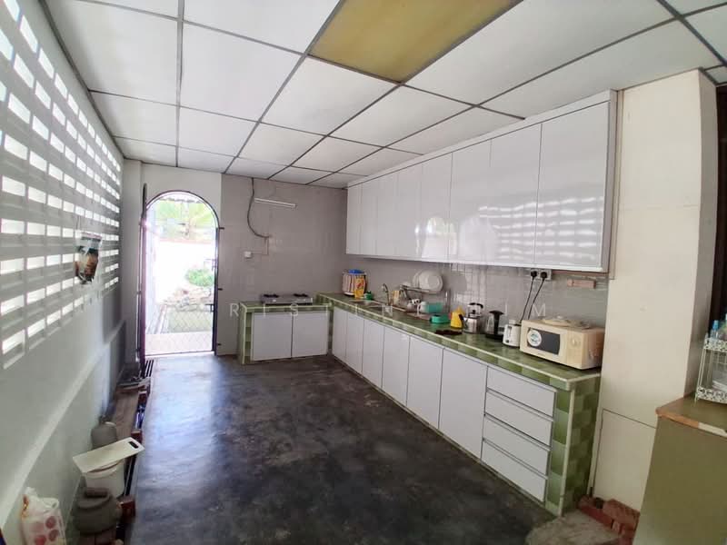 Bungalow for Sale in Minden Heights (Gelugor) - Christine Lim - Kitchen - PropertyGuru.com.my