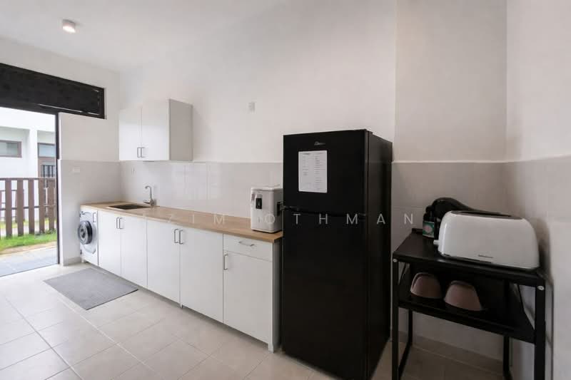 2-storey Terraced House for Sale in Setia Safiro (Cyberjaya) - Azim Othman - Kitchen - PropertyGuru.com.my