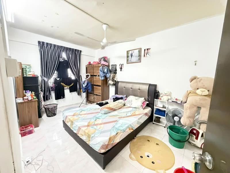 Rumah Flat untuk Dijual di Sri Lanang - Nico Chong - Bedroom - PropertyGuru.com.my