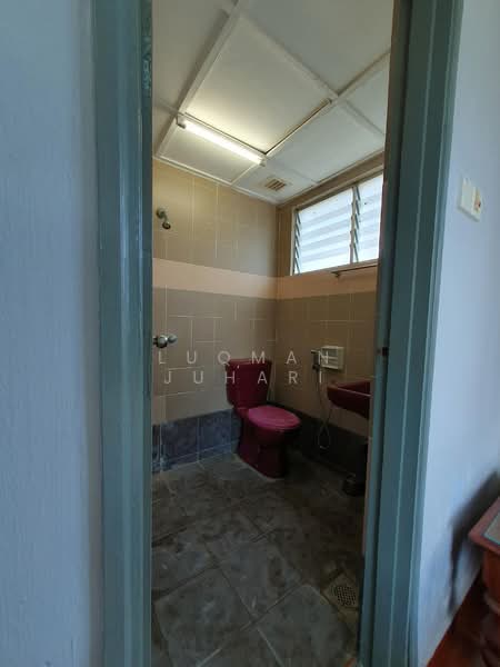 Condominium for Sale at Sunshine Bay Resort - Luqman Juhari - Bathroom - PropertyGuru.com.my
