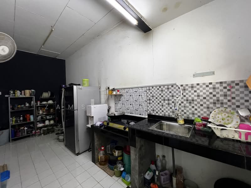 Rumah Teres 1 Tingkat untuk Dijual di Bandar Baru Bangi (Selangor) - Zamshary Budin - Kitchen - PropertyGuru.com.my