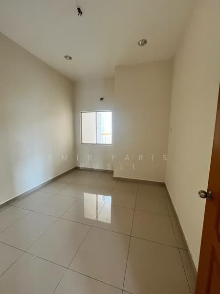 For Sale - Taman Tangkak Villa