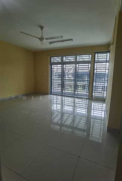 2-storey Terraced House for Rent in Johor Bahru (Johor) - Glenn Twe - Living Room - PropertyGuru.com.my