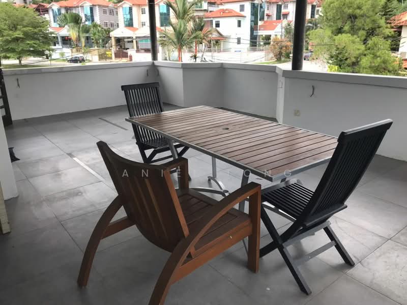 Bungalow for Sale in Taman Yarl (Jalan Klang Lama (Old Klang Road)) - Daniel Tong - Balcony - PropertyGuru.com.my