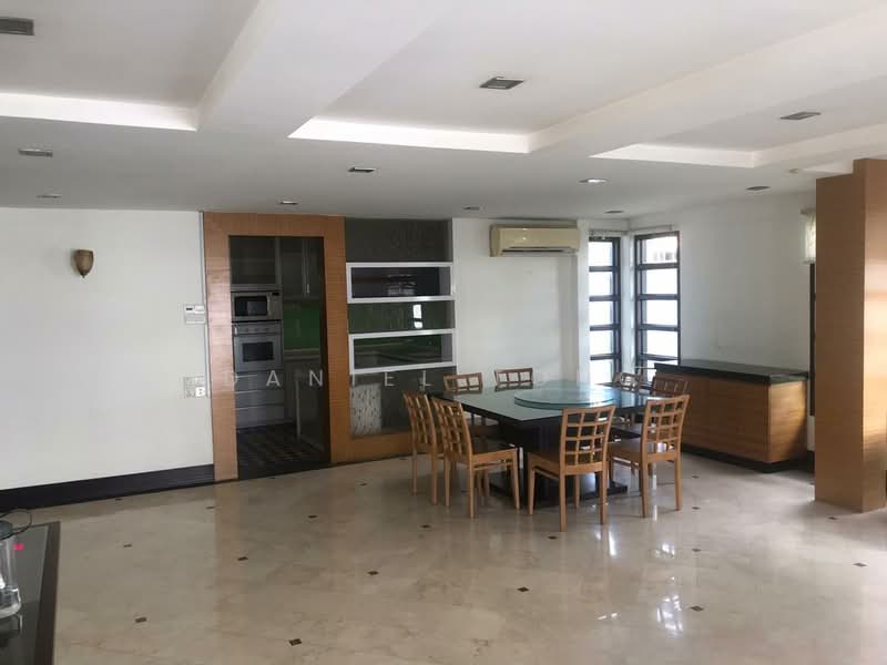 Bungalow for Sale in Taman Yarl (Jalan Klang Lama (Old Klang Road)) - Daniel Tong - Dining Room - PropertyGuru.com.my