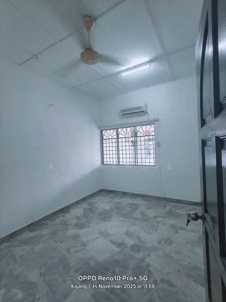 Rumah Teres 1 Tingkat untuk Dijual di Balakong (Selangor) - A. Francis - Interior - PropertyGuru.com.my