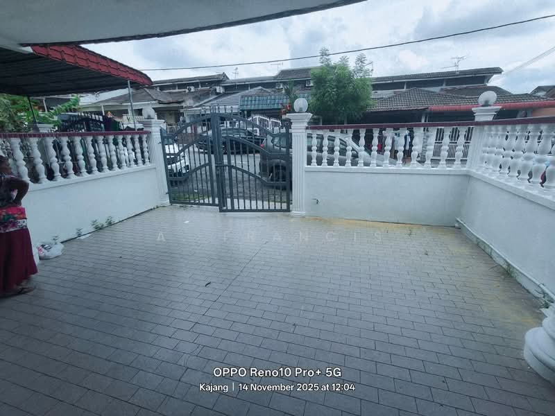 Rumah Teres 1 Tingkat untuk Dijual di Balakong (Selangor) - A. Francis - Exterior - PropertyGuru.com.my