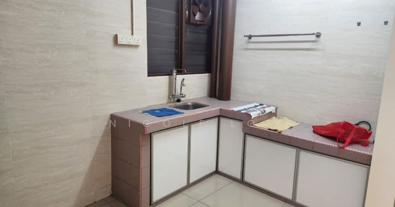 Apartment for Sale at Desa Sri Puteri B - Nicole Loh - Kitchen - PropertyGuru.com.my