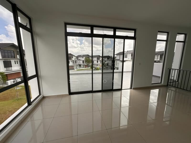 Cluster House for Sale in Horizon Hills (Iskandar Puteri (Nusajaya)) - SK GOO - Balcony - PropertyGuru.com.my