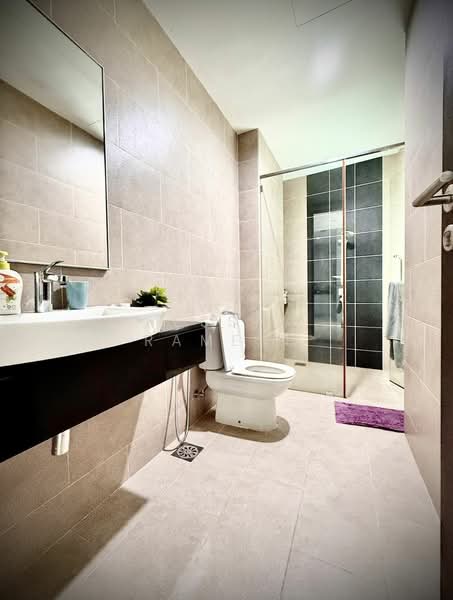 Condominium for Rent at Gurney Paragon - Ressha Ramesh - Bathroom - PropertyGuru.com.my