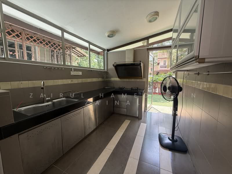 Rumah Banglo untuk Dijual di Shah Alam (Selangor) - Zairul Hamedi Bin Zainal - Kitchen - PropertyGuru.com.my