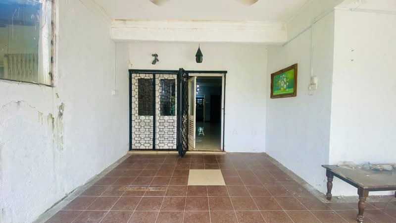 Rumah Teres 2 Tingkat untuk Dijual di Ampang Jaya (Ampang) - Cik Maya Abdul - Entrance - PropertyGuru.com.my