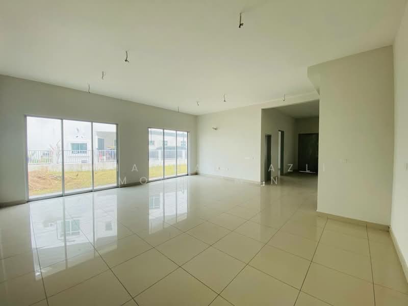 Rumah Teres 2 Tingkat untuk Dijual di Kota Kemuning (Shah Alam) - Muhammad Nazli Mohd Amin - Living Room - PropertyGuru.com.my