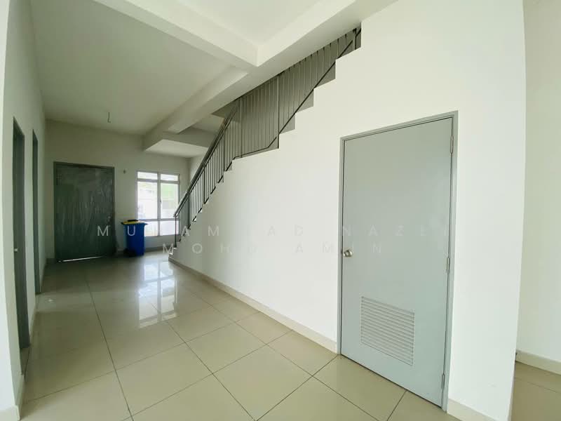 Rumah Teres 2 Tingkat untuk Dijual di Kota Kemuning (Shah Alam) - Muhammad Nazli Mohd Amin - Entrance - PropertyGuru.com.my