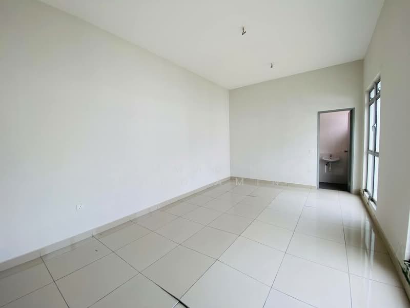Rumah Teres 2 Tingkat untuk Dijual di Kota Kemuning (Shah Alam) - Muhammad Nazli Mohd Amin - Interior - PropertyGuru.com.my