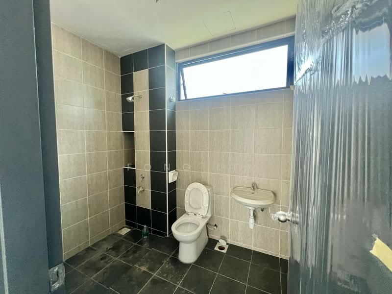 2-storey Terraced House for Sale in Taman Austin Duta (Tebrau) - Fong Lik - Bathroom - PropertyGuru.com.my