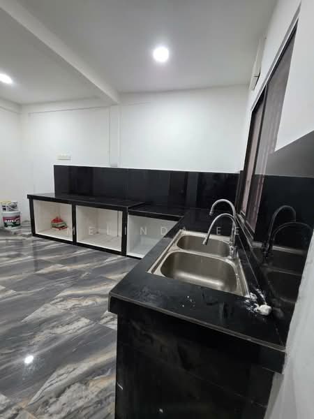 2-storey Terraced House for Sale in Taman Air Biru (Pasir Gudang) - Melinda Ee - Kitchen - PropertyGuru.com.my