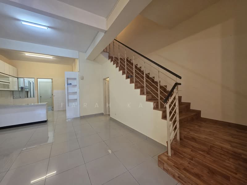 Rumah Teres 2 Tingkat untuk Dijual di Sierra Ukay (Ampang) - Farah Kamal - Kitchen - PropertyGuru.com.my