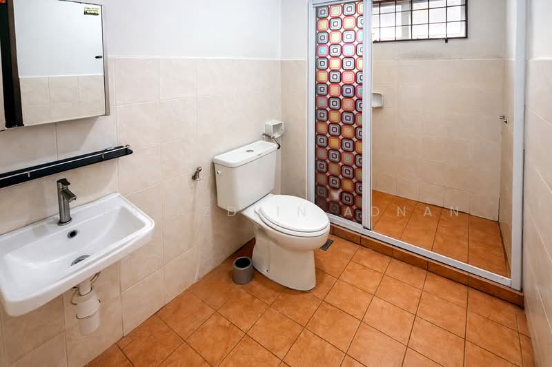 2-storey Terraced House for Sale in Bandar Mahkota Cheras (Cheras) - Nor Azdlin Adnan - Bathroom - PropertyGuru.com.my