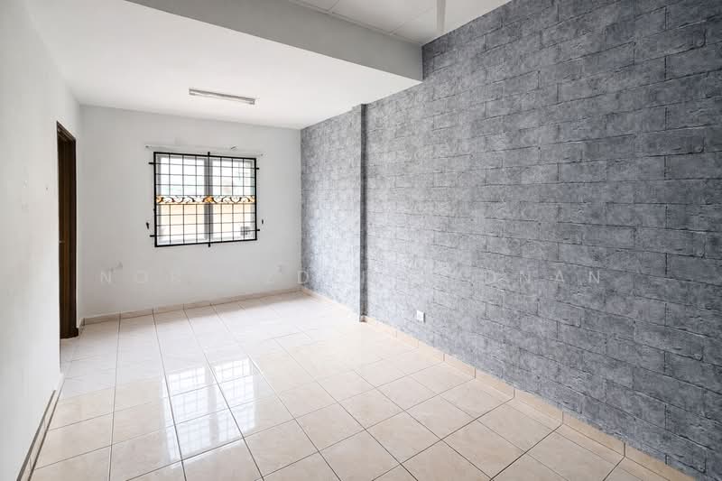 2-storey Terraced House for Sale in Bandar Mahkota Cheras (Cheras) - Nor Azdlin Adnan - Interior - PropertyGuru.com.my