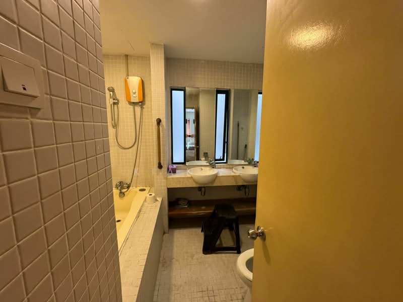 Condominium for Rent at 10 Semantan Suites - Kian Fei - Bathroom - PropertyGuru.com.my