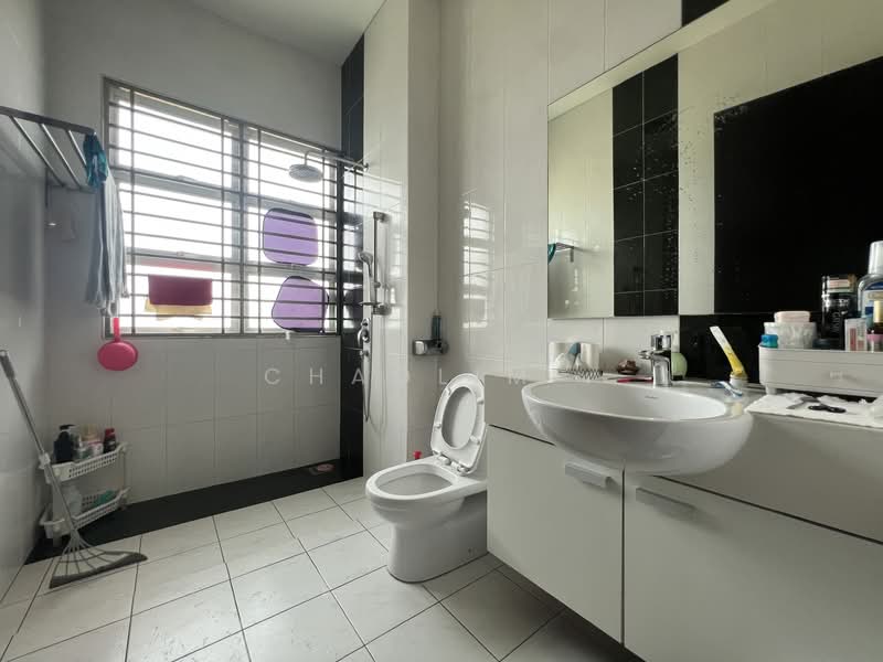Bungalow for Sale in Bandar Mahkota Cheras (Cheras) - ChaoLim . - Bathroom - PropertyGuru.com.my