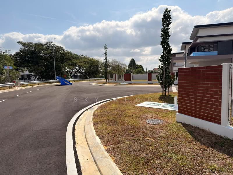 Semi-Detached House for Sale in Bandar Uda Utama (Johor Bahru) - Sky Khoo - Exterior - PropertyGuru.com.my