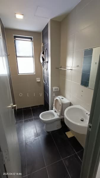 Servis Apartment untuk Disewa di Amaya Maluri - Olivia Ng - Bathroom - PropertyGuru.com.my