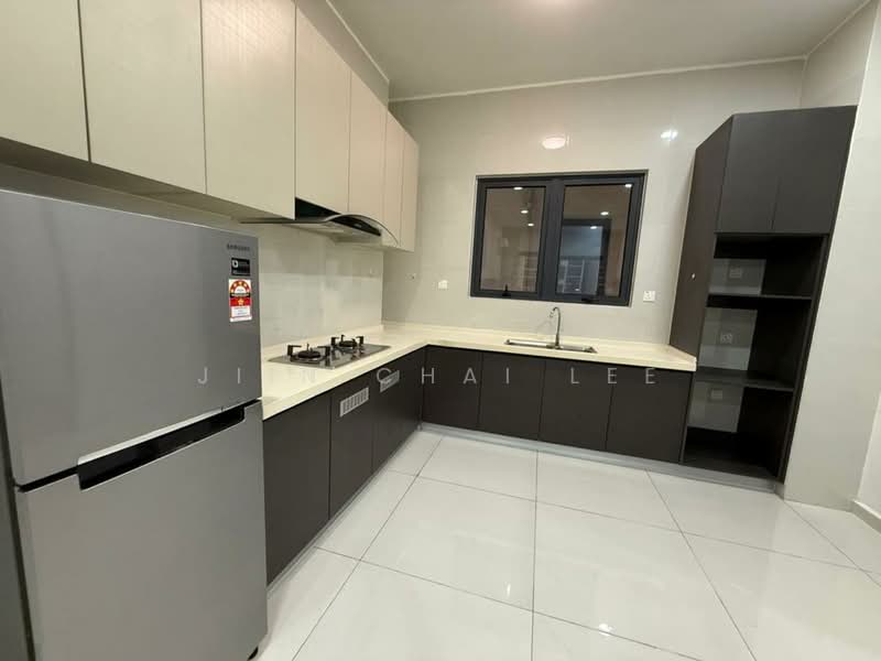 Condominium for Rent at Amberside @ Country Garden Danga Bay - Jiin Chai Lee - Kitchen - PropertyGuru.com.my